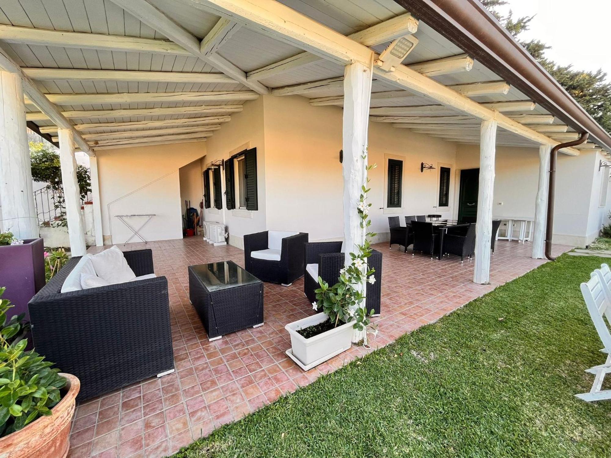 Summer House อาโวลา ภายนอก รูปภาพ
